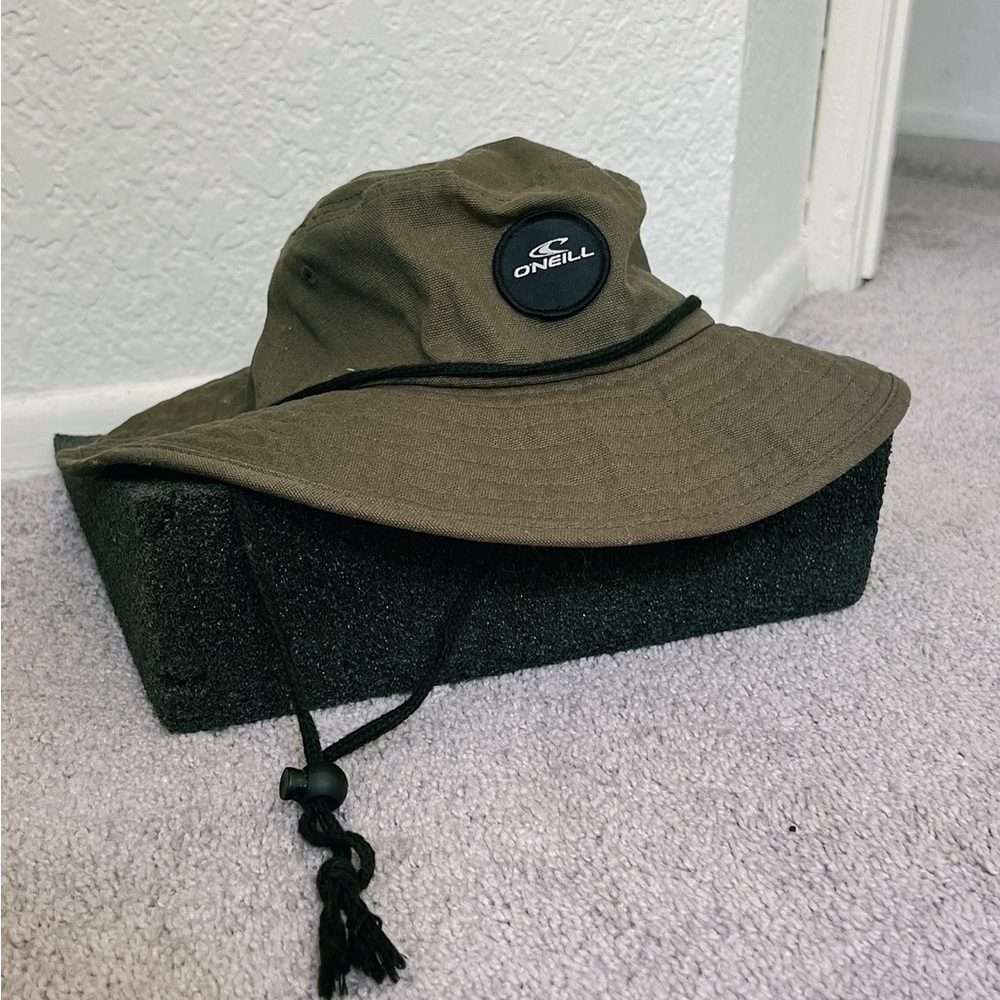 O’Neill hat